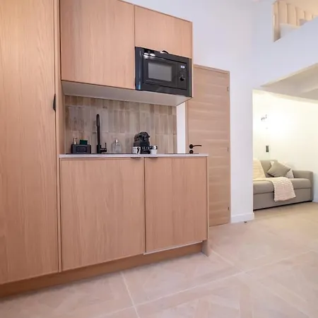 Cosy Flat By Quai D'orsay, Near Eiffel Tower Paris