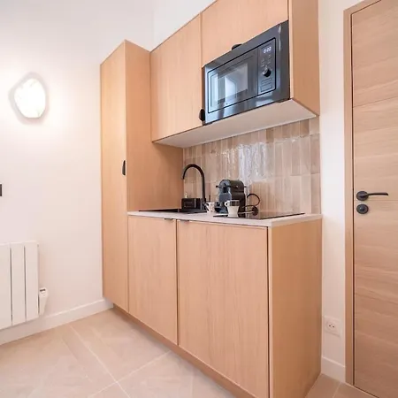 Apartment Cosy Flat By Quai D'orsay, Near Eiffel Tower