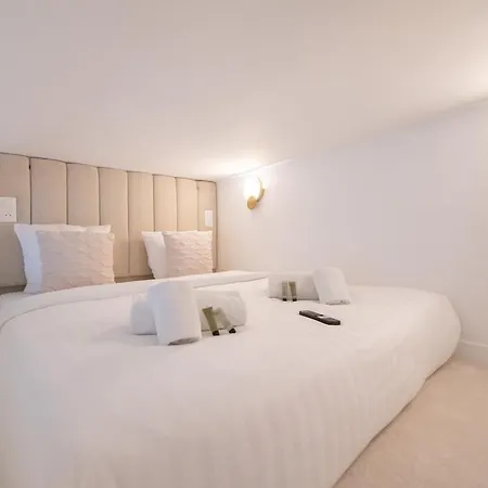 Apartment Cosy Flat By Quai D'orsay, Near Eiffel Tower *