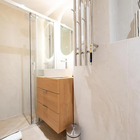 Cosy Flat By Quai D'orsay, Near Eiffel Tower Apartment Paris